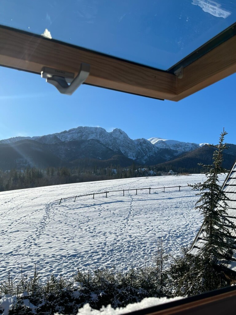 APARTAMENTY z widokiem na Giewont, GÓRALSKI DOM z kominkiem wolnostojący